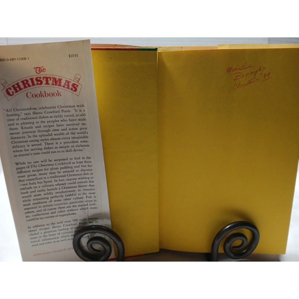 Christmas Cookbook HC Shona Crawford Poole 1979 Recipes Worldwide 1st Edition